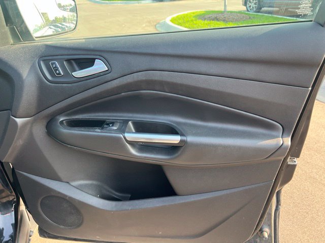 Used 2015 Ford Escape SE FWD image 10