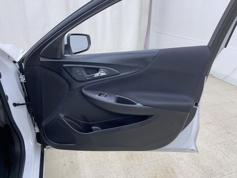 Used 2022 Chevrolet Malibu LS w/ Driver Confidence Package II image 8