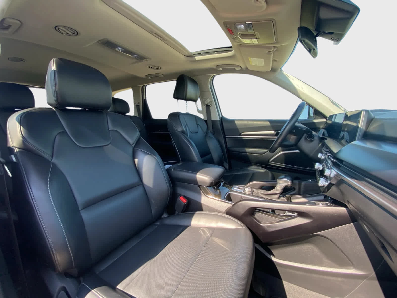 Used 2024 Kia Telluride S w/ S Sunroof Package FWD image 17
