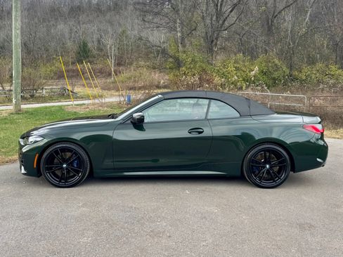 Used 2022 BMW M440i Convertible w/ Premium Package image 13