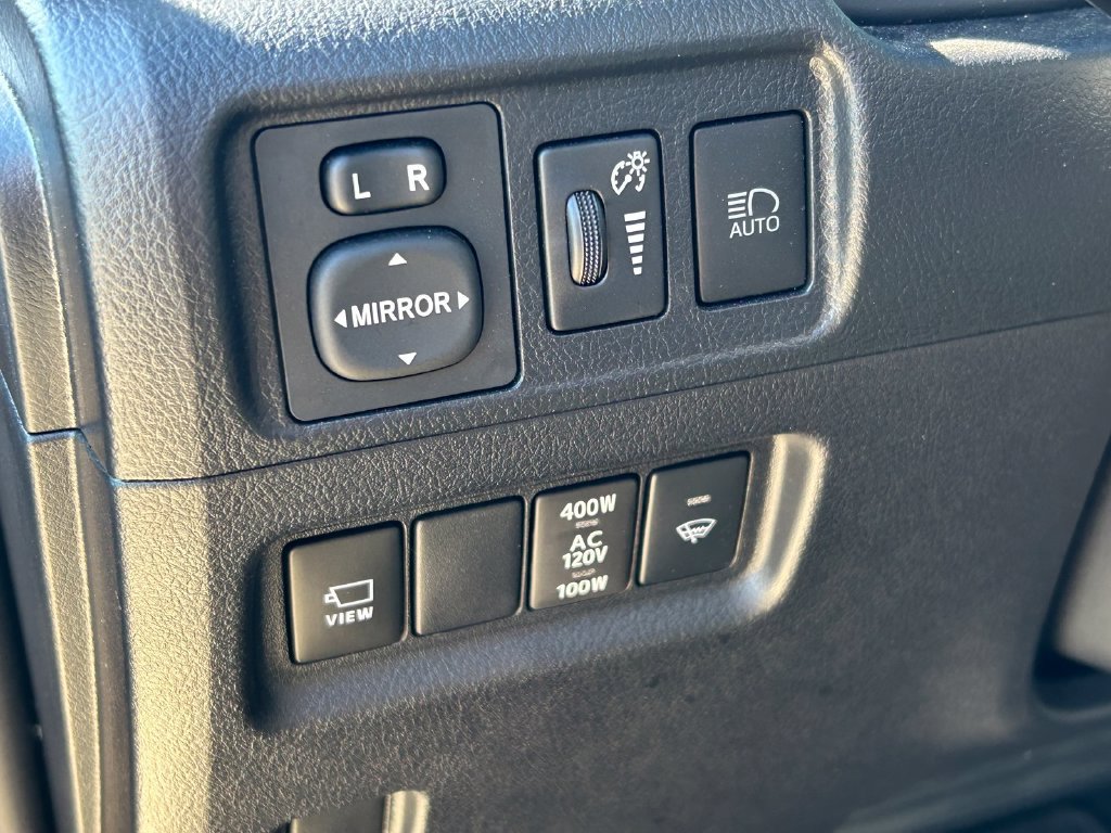 Used 2024 Toyota 4Runner Limited AWD/4WD image 27