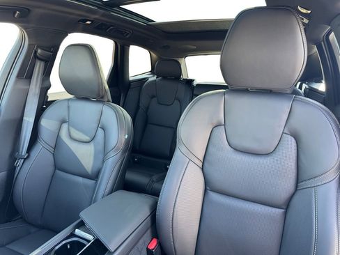 New 2026 Volvo XC60 T8 Ultra w/ Climate Package AWD/4WD image 21