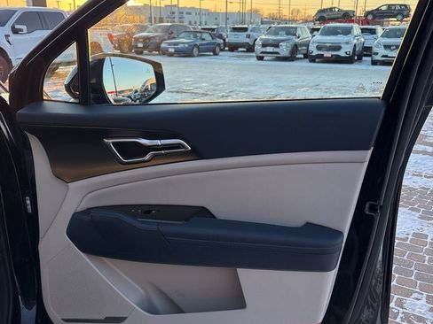 Used 2024 Kia Sportage EX w/ EX Premium Package image 28