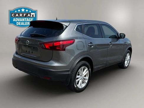 Used 2018 Nissan Rogue Sport S w/ S Appearance Package FWD image 5