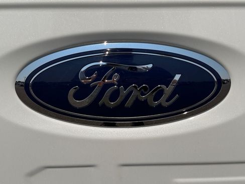 Used 2023 Ford F150 Lariat w/ Equipment Group 502A High AWD/4WD image 31