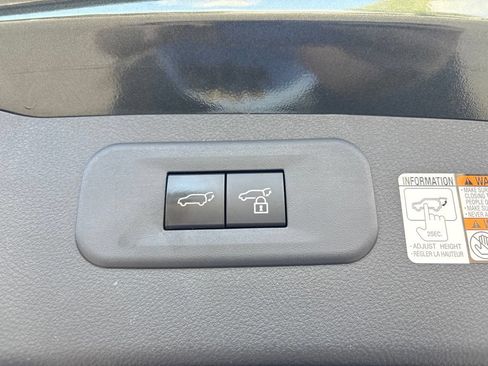 Used 2022 Lexus NX 350h AWD w/ Vision Package image 8