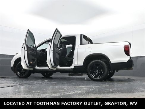 Used 2023 Honda Ridgeline Black Edition image 32