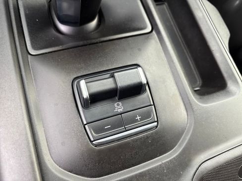 Certified 2023 GMC Sierra 1500 AT4X image 26