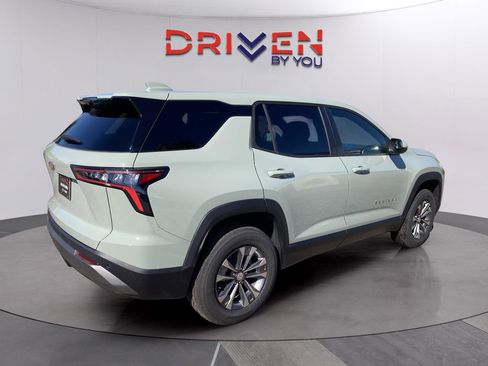 New 2026 Chevrolet Equinox LT w/ LPO, Floor Liner Package image 5