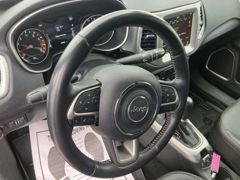 Certified 2021 Jeep Compass Latitude image 12