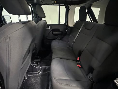 Used 2020 Jeep Wrangler Unlimited Sport S AWD/4WD image 16