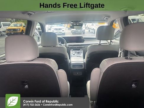 Used 2023 Hyundai Palisade SEL image 13