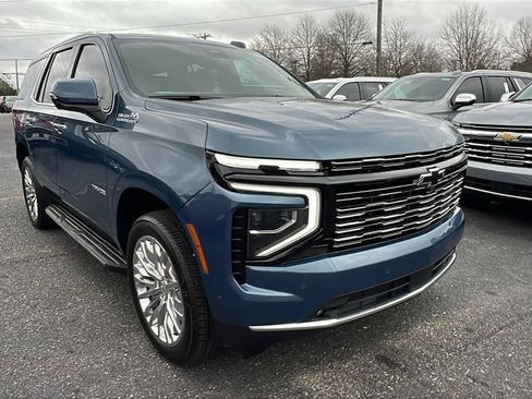 New 2026 Chevrolet Tahoe High Country w/ Sun And Tow Package image 3