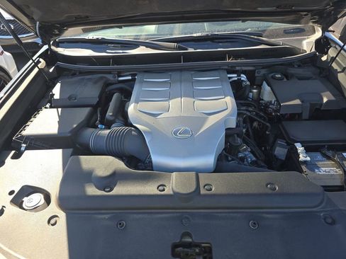 Used 2023 Lexus GX 460 Premium w/ Premium Package image 23