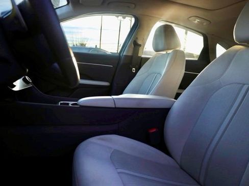 Used 2024 Hyundai Sonata SEL w/ Convenience Package image 16