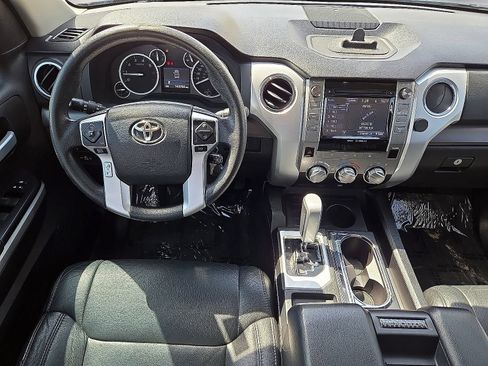 Used 2014 Toyota Tundra SR5 w/ SR5 Upgrade Package RWD image 15