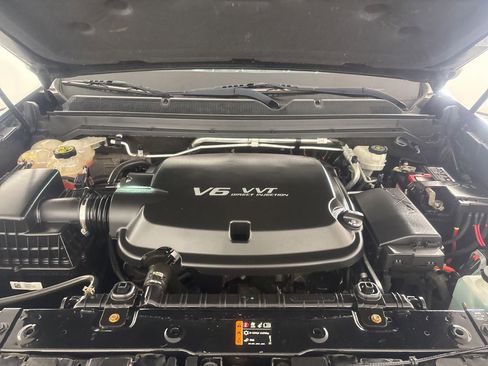 Used 2020 Chevrolet Colorado LT w/ Safety Package image 37