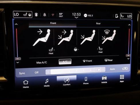 Used 2025 Chrysler Pacifica Select FWD image 19