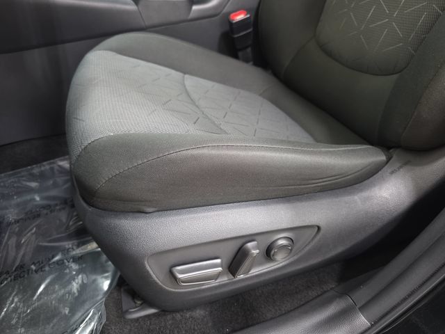 Certified 2025 Toyota RAV4 XLE AWD/4WD image 26