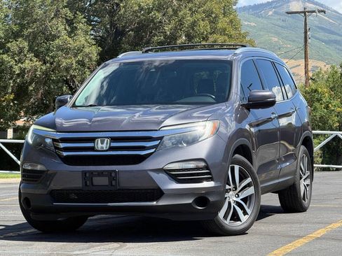 Used 2016 Honda Pilot Touring image 1
