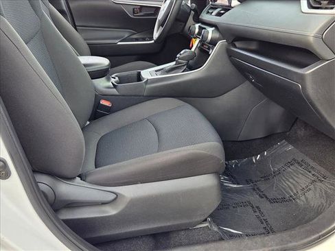 Used 2024 Toyota RAV4 LE image 20