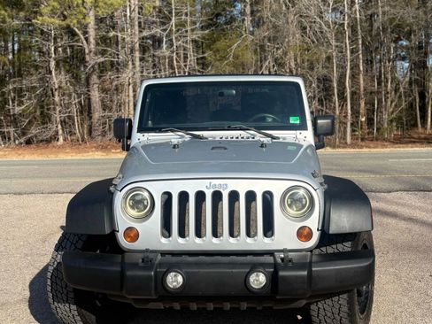 Used 2011 Jeep Wrangler Sport AWD/4WD image 28