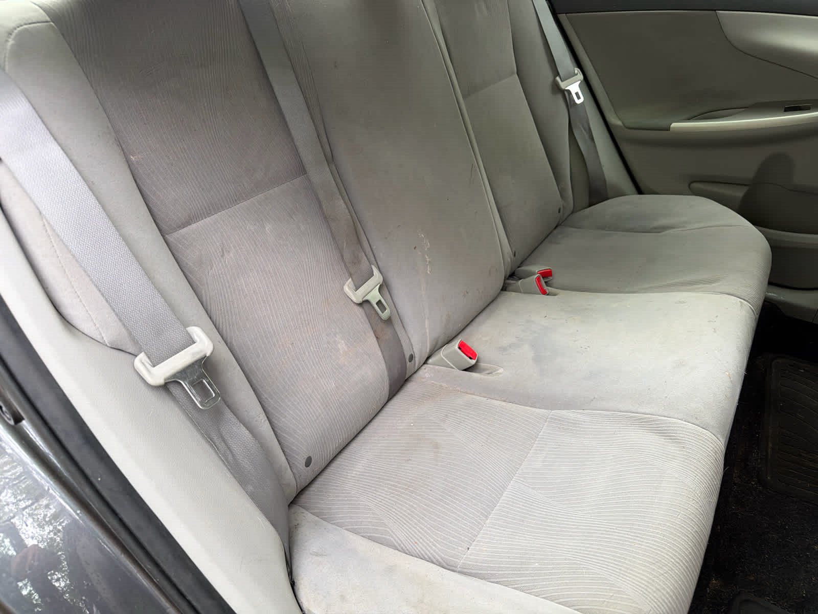 Used 2013 Toyota Corolla LE FWD image 8