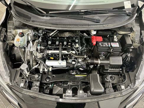 Used 2025 Nissan Versa SV FWD image 32