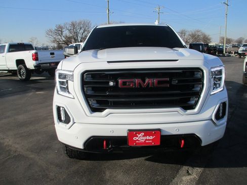 Used 2021 GMC Sierra 1500 AT4 w/ AT4 Premium Package image 11