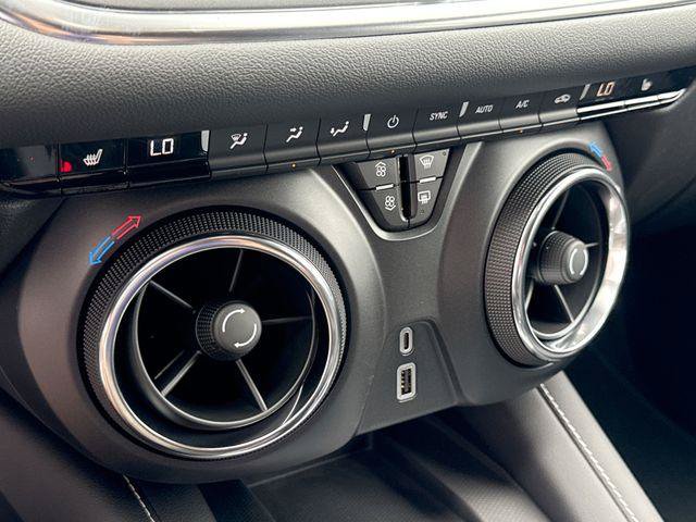 New 2026 Chevrolet Blazer LT w/ Convenience Package FWD image 17