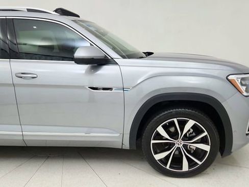 Used 2026 Volkswagen Atlas SEL Premium R-Line image 7