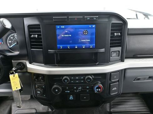 Used 2024 Ford F350 XLT w/ FX4 Off-Road Package AWD/4WD image 30