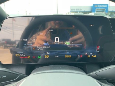 New 2026 Chevrolet Equinox EV RS image 20