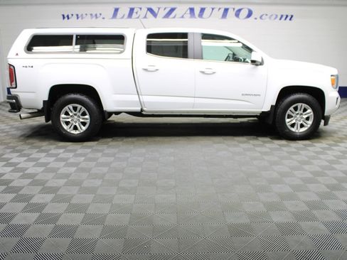 Used 2020 GMC Canyon SLE w/ Driver Alert Package AWD/4WD image 2