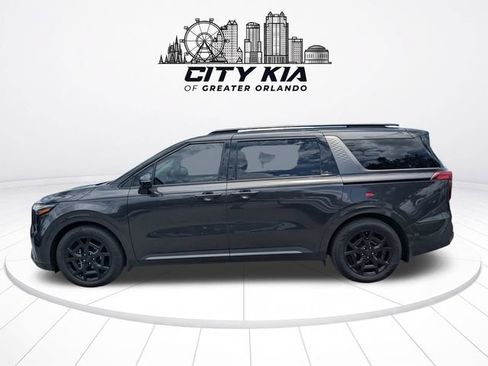 Certified 2026 Kia Carnival SX w/ SX Dark Edition Package FWD image 2