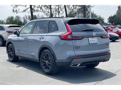 Certified 2026 Honda CR-V Sport image 3