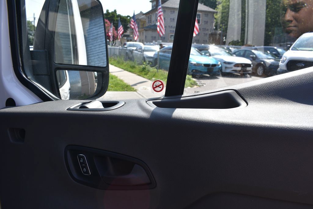 Used 2025 Ford Transit 250 Low Roof w/ Exterior Upgrade Package RWD image 20