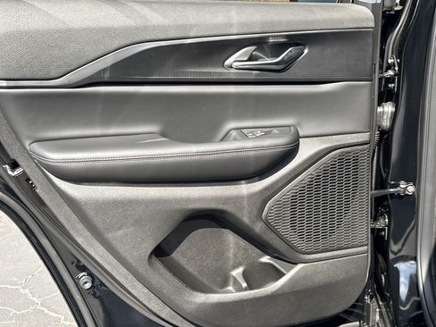 New 2026 Jeep Grand Cherokee Laredo X image 22