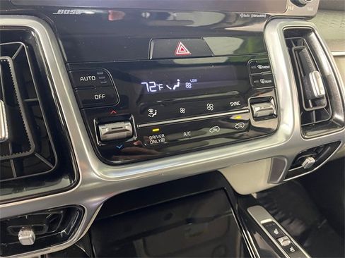 Certified 2023 Kia Sorento SX Prestige image 10