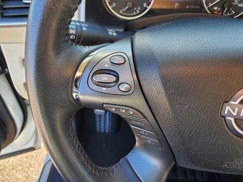 Used 2023 Nissan Murano SV image 25