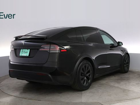 Used 2023 Tesla Model X AWD/4WD image 3