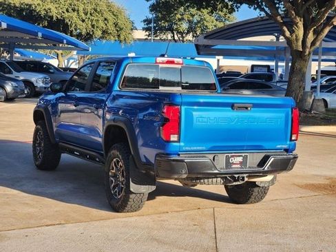 Used 2024 Chevrolet Colorado ZR2 w/ ZR2 Convenience Package III image 3