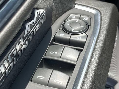 Used 2023 Chevrolet Silverado 1500 High Country w/ High Country Premium Package AWD/4WD image 30