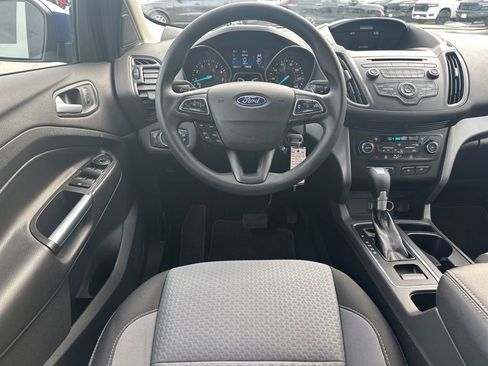 Used 2017 Ford Escape SE w/ SE Cold Weather Package image 15