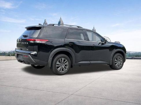 Certified 2025 Nissan Pathfinder SV w/ SV Premium Package AWD/4WD image 30