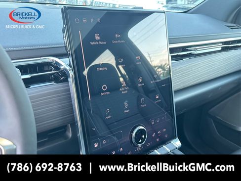 New 2025 GMC Sierra EV Denali image 16