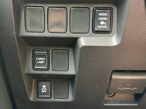 Used 2024 Nissan Frontier S w/ S Utility Package RWD image 14
