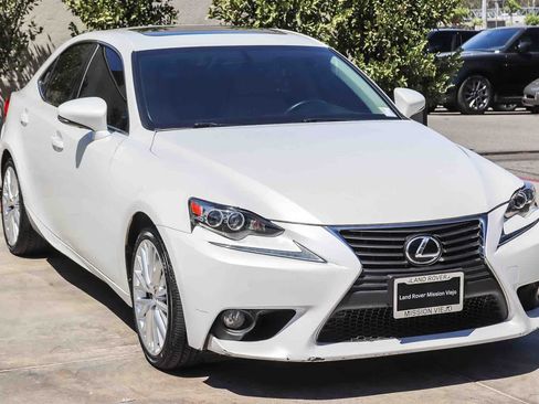 Used 2014 Lexus IS 250 w/ Navigation Package RWD image 3