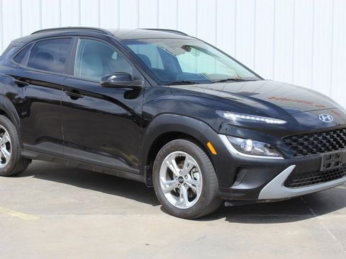 Used 2023 Hyundai Kona SEL image 6