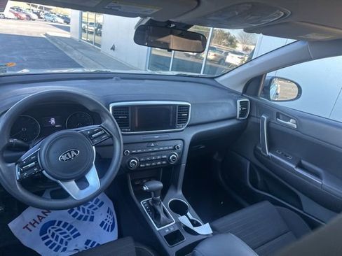 Used 2021 Kia Sportage LX w/ LX Fwd Popular Package image 9